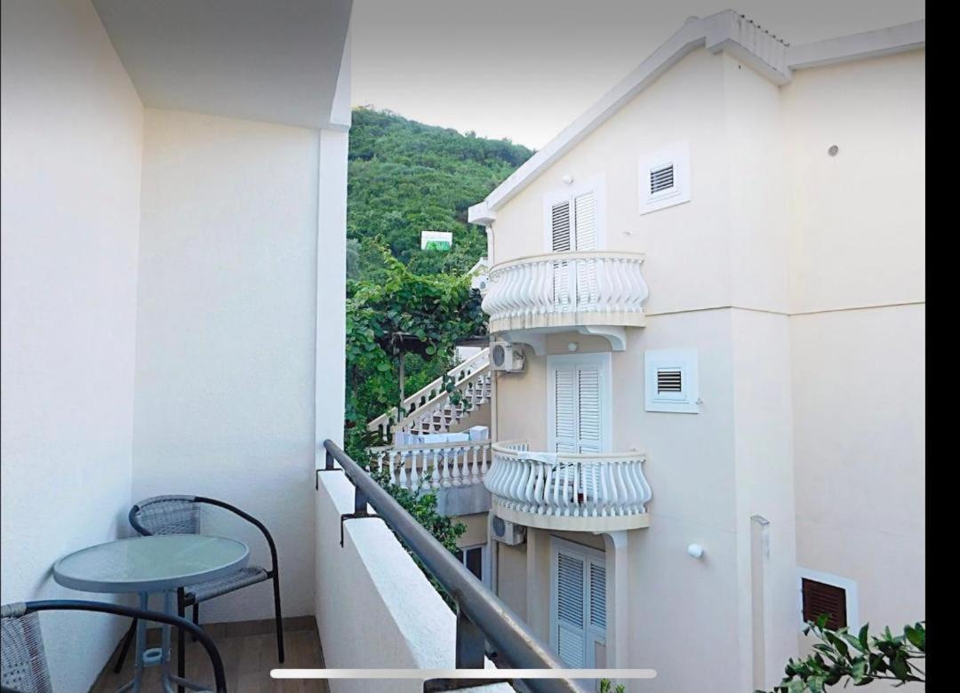 Apartments Lekic Будва Экстерьер фото
